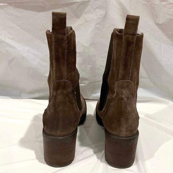 Emanuele Crasto Chelsea Boots Size 39 NWOT Italy Brown Suede Leather Stack Heel - Picture 3 of 11